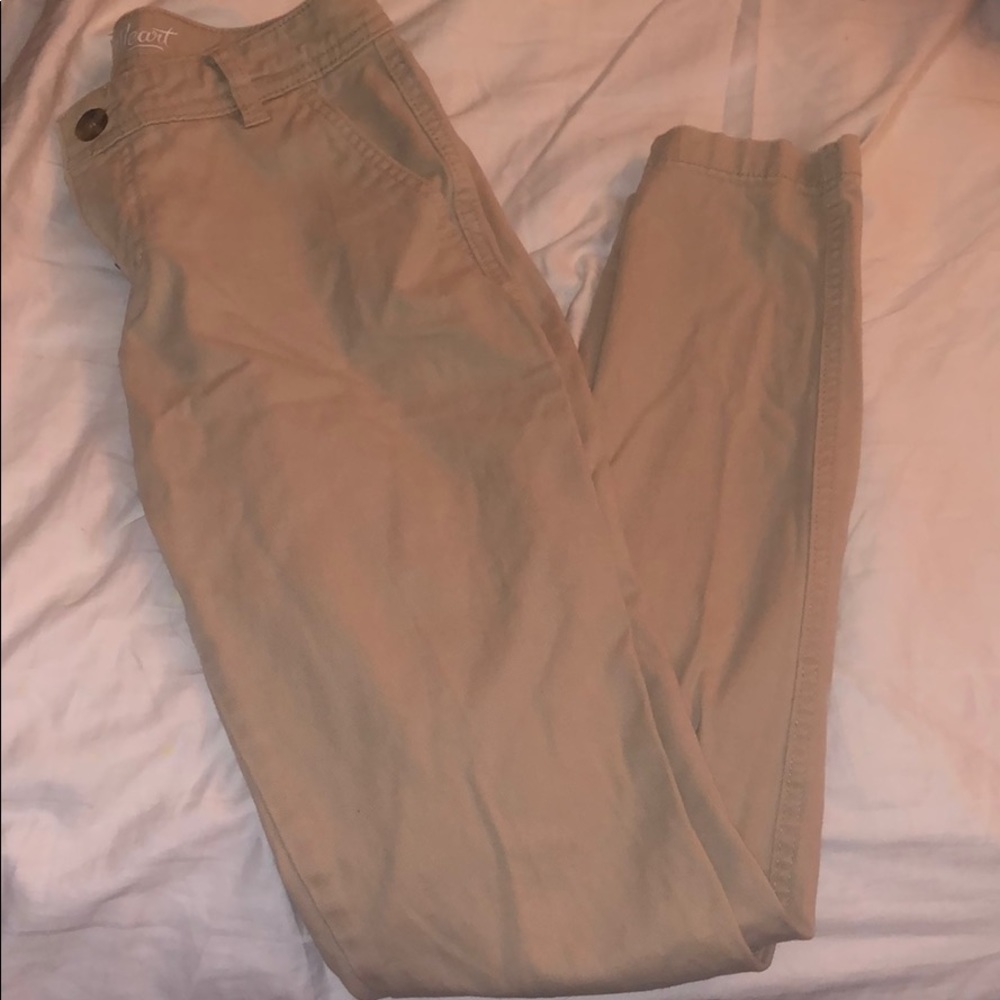 Old Navy Sweetheart Khakis